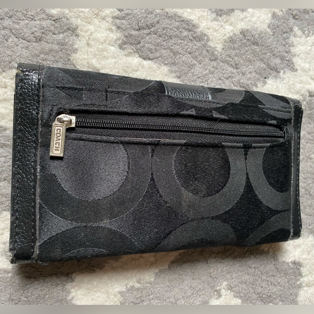 Coach Black Trifold Wallet - Picture 6 of 8